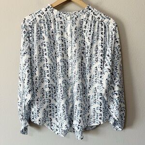 LOFT Blue White Floral Print Long Sleeve Button Front Blouse Size Small NEW